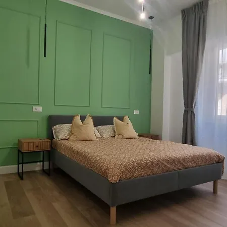 Park Apartment